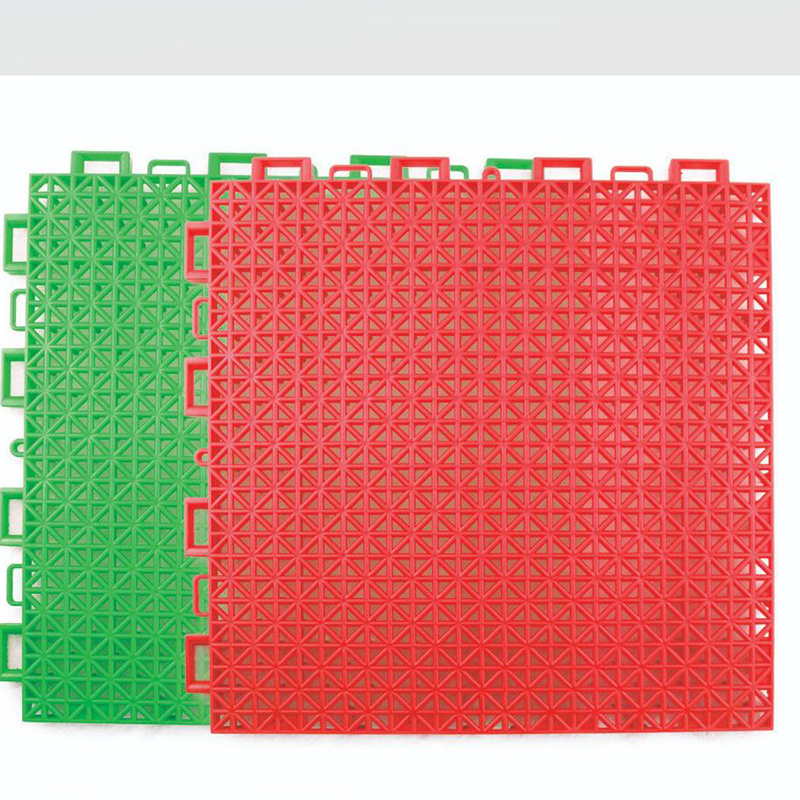 Alfombra de suelo de PP suspendida específica para jardín de infantes, cancha de baloncesto para exteriores, suelo suave impermeable para deportes al aire libre