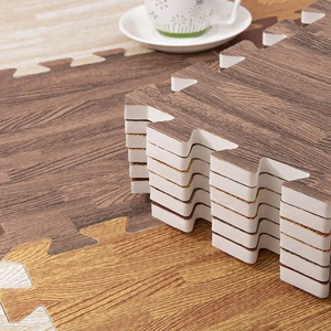 Mat de piso Eva no tóxica Madera de madera estampada Tiles de piso de Eva Interlocking Mat