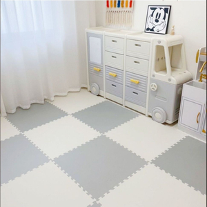 Plazy Playmat para bebés trepando y empalmando